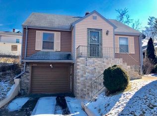 426 S Curtis St, Meriden, CT 06450