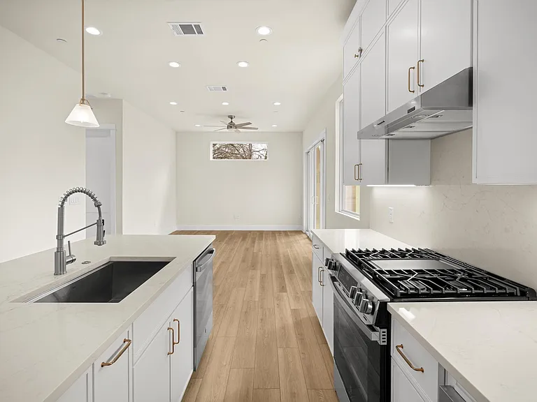 6107 Richardson Ln #2 — Photo 9