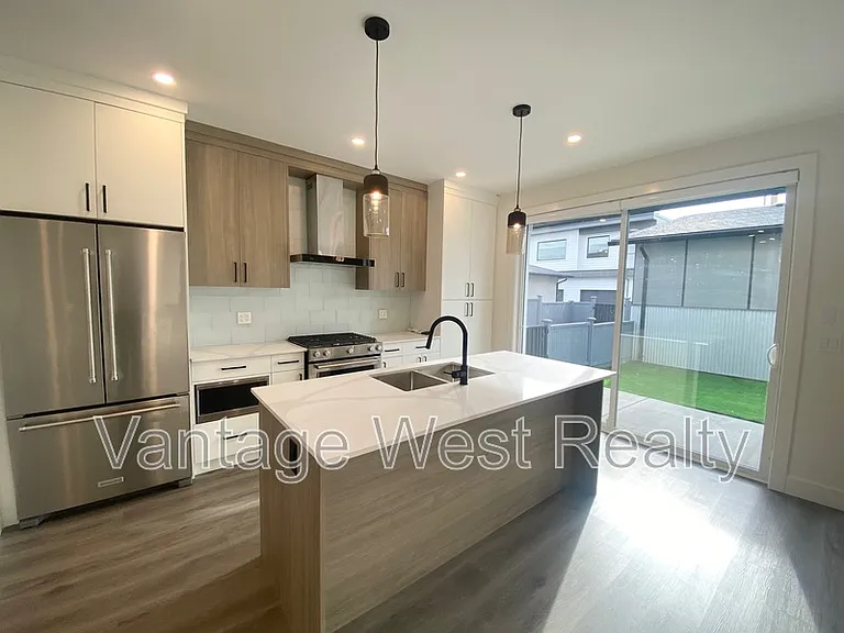 867 Morrison Ave #4 — Photo 14