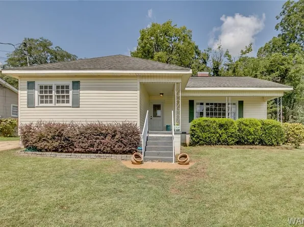 2706 Stone Hts, Northport, AL 35476