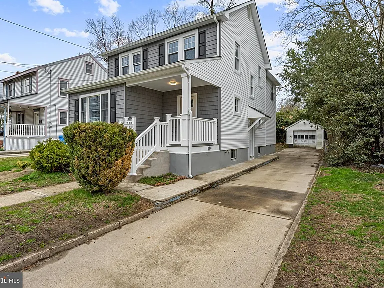 19 Conwell Ave — Photo 2