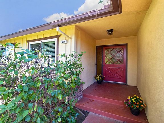 2nd image of 506 W Palo Alto Ave