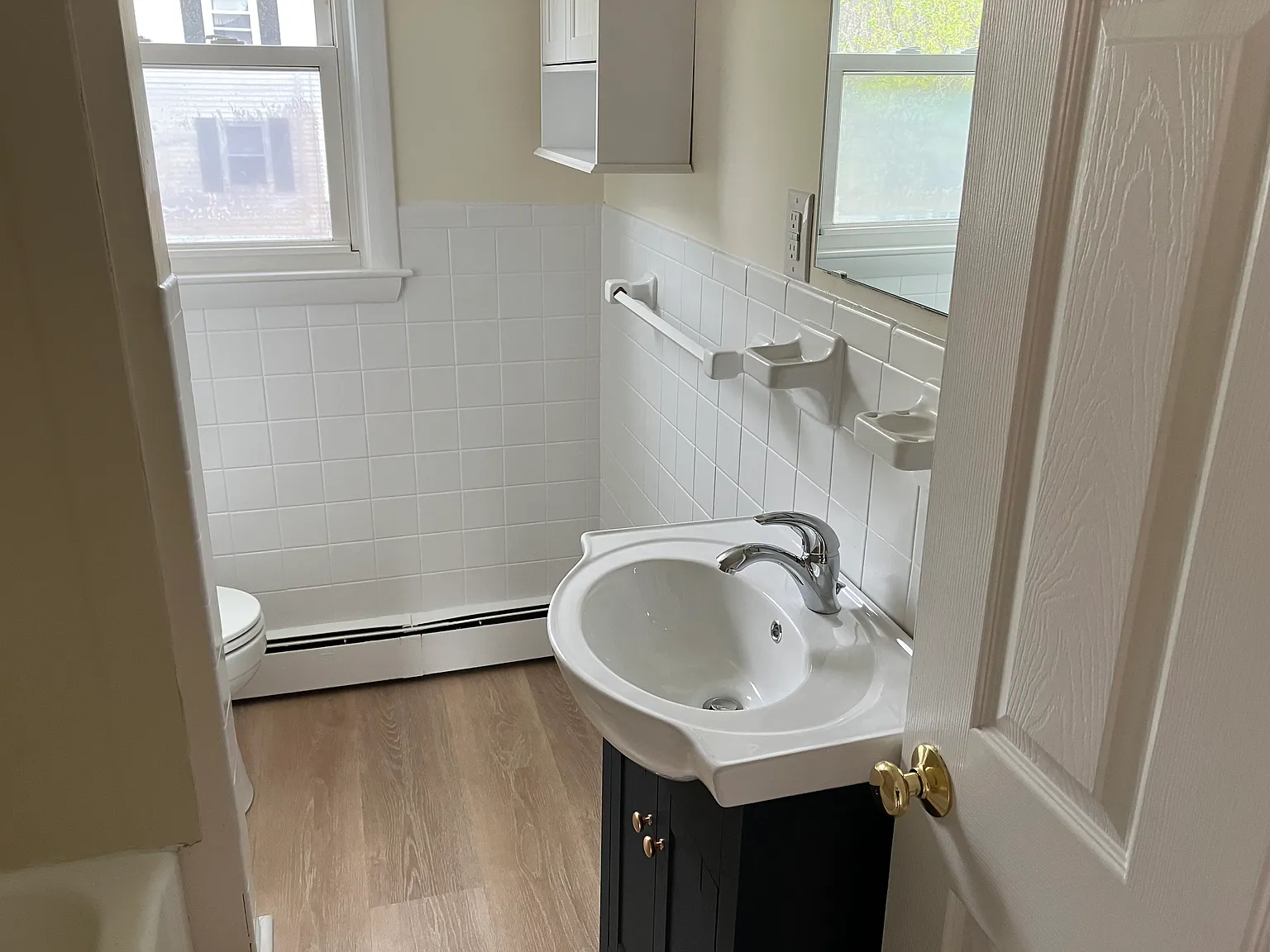 2 bed, 850 sqft, $1,975 — Photo 4