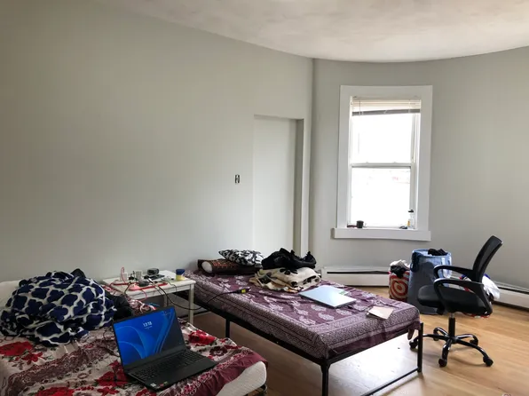 8-10 Oakland St, Roxbury, MA