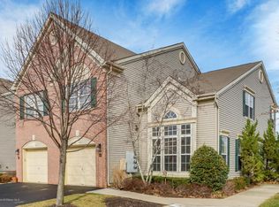 106 Nutmeg Ln, Holmdel, NJ 07733