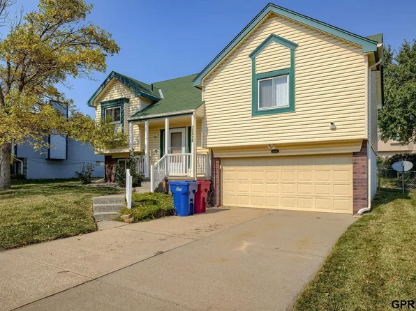 13418 Chandler St, Omaha, NE 68138