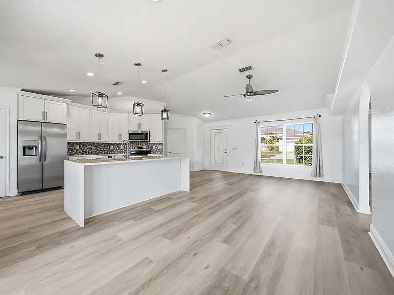 1730 Canoe Dr — Photo 9