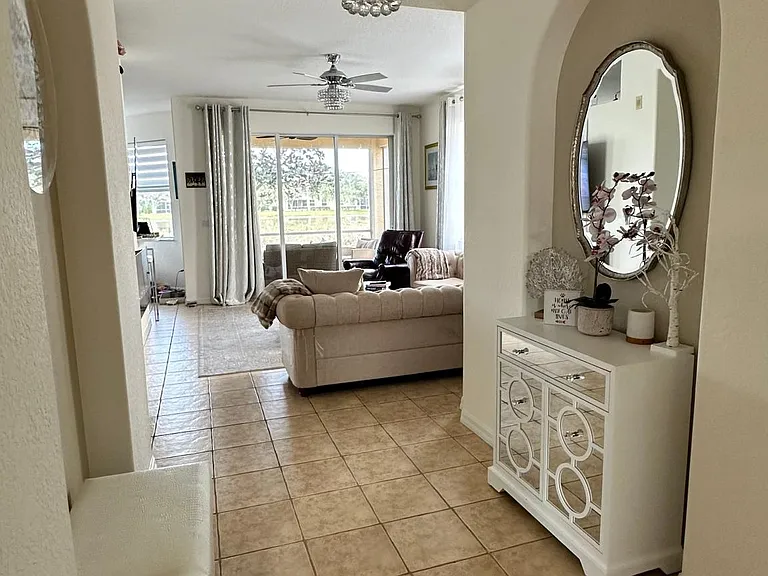 4210 Vicenza Dr #B — Photo 3