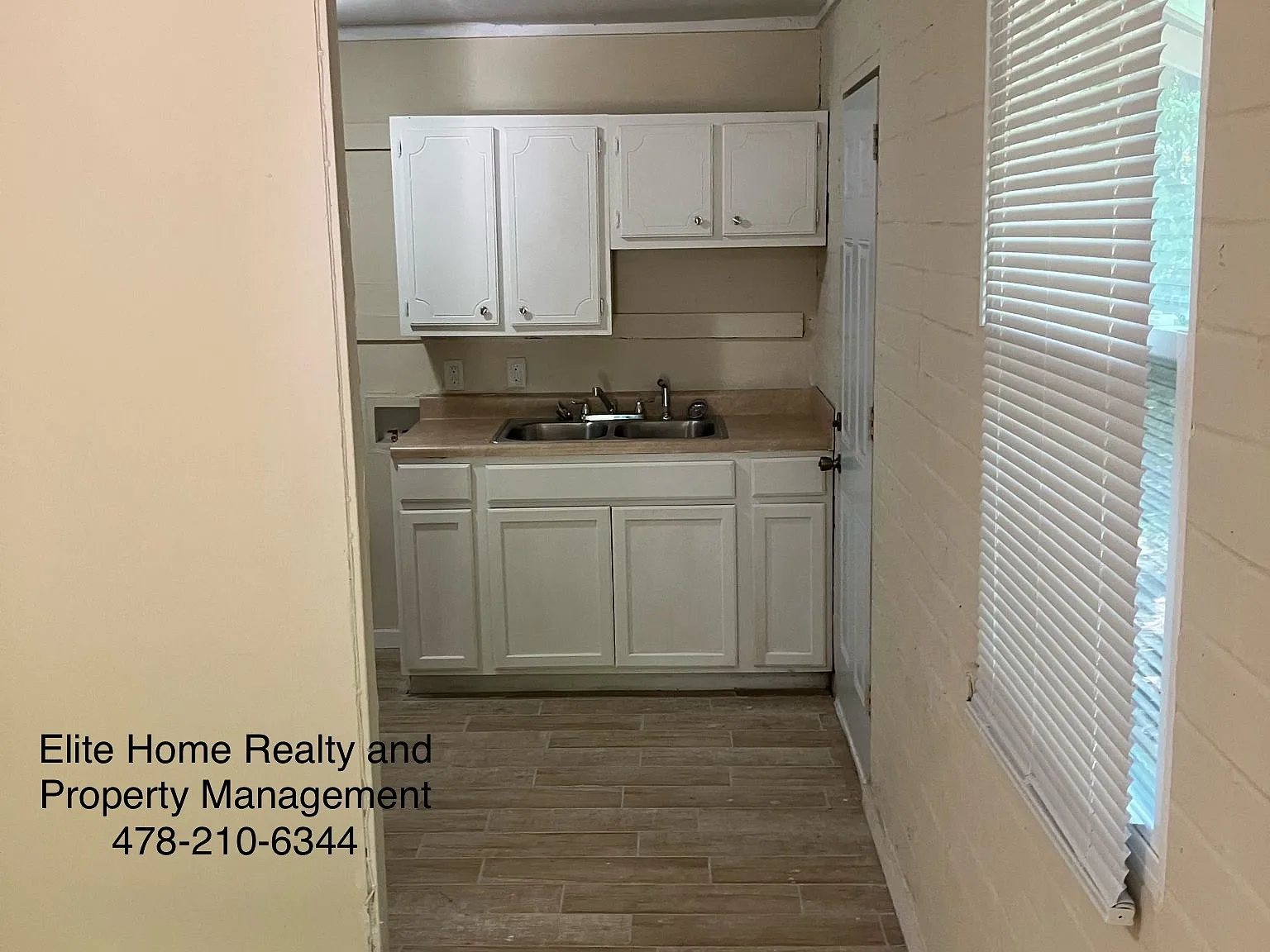 521 Hall Street - 1 — Photo 2