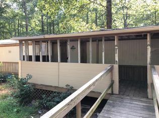 52 Garden Lake Dr, Carrollton, GA 30116