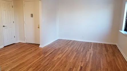 Rented by Realty Queens LLC