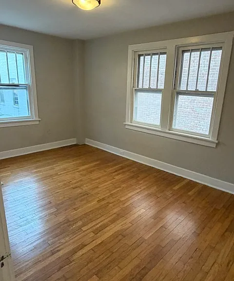 27 E Patrick St #4 — Photo 8