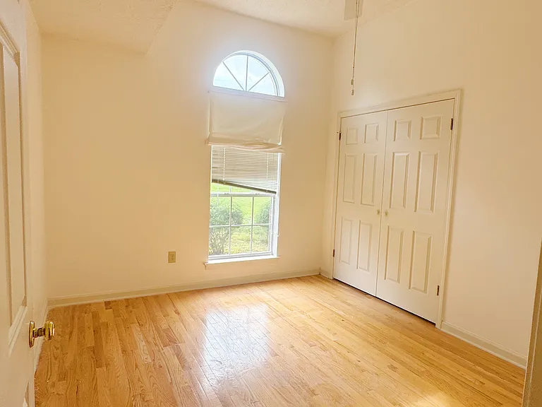 108 Oakridge St — Photo 7