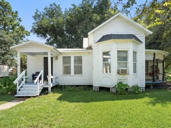 414 Iowa Ave, Lake Arthur, LA 70549