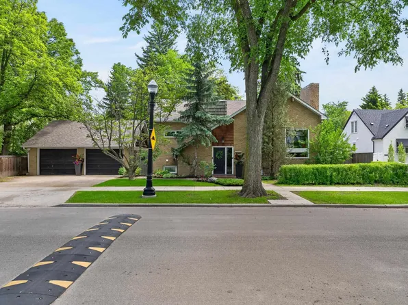 10235 134th St NW, Edmonton, AB T5N 2A6