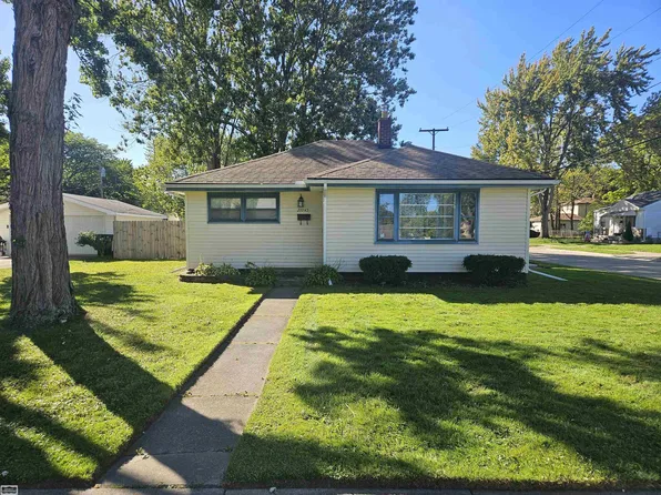 27745 Edward St, Roseville, MI 48066