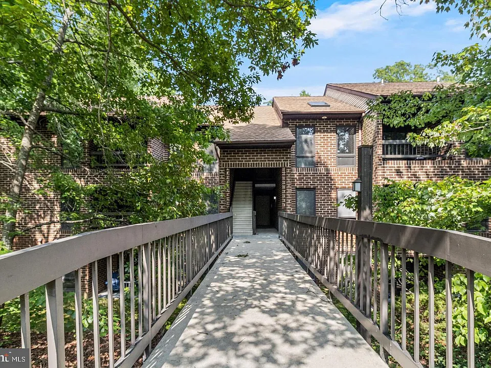 23254 Chestnut Oak Ct #4A