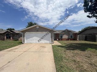 1063 Squire Mansion, Yukon, OK 73099