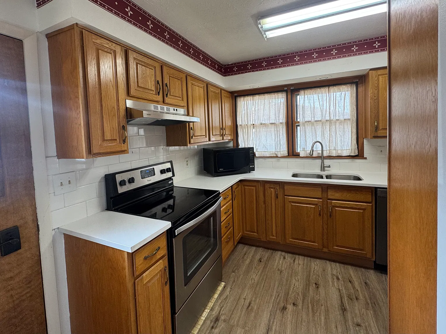 4 bed, 1825 sqft, $2,000 — Photo 3