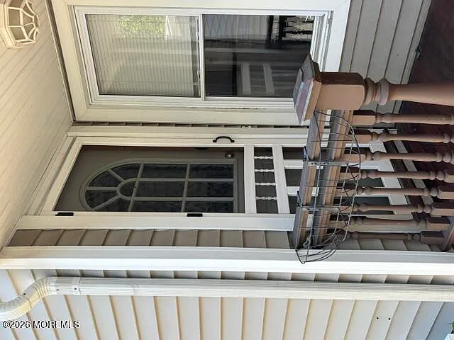 111 Embury Ave #REAR — Photo 10