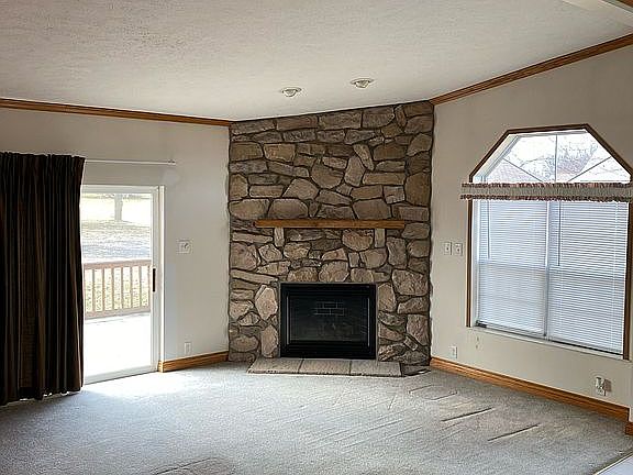 3rd image of 619 East St