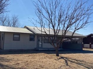 4819 8th St, Lubbock, TX 79416