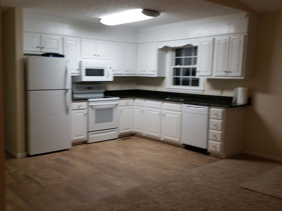 1st image of 107 Front St