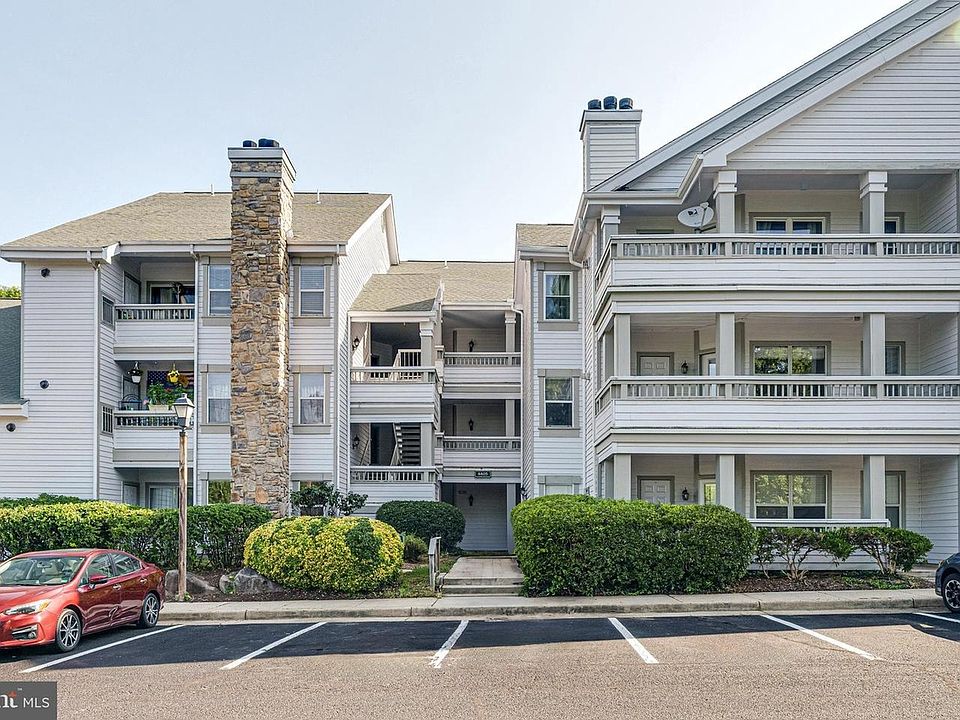 1st image of 4405 Fair Stone Dr APT 303