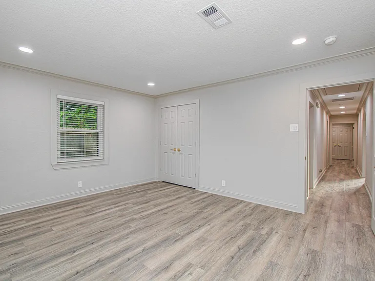 1801 Benbow Way — Photo 29
