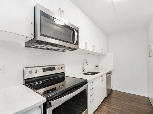 Royal View Apartments