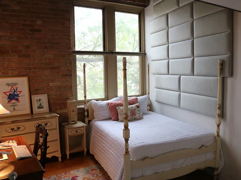 2510 N Wayne Ave #211 — Photo 4