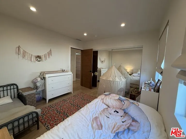 1768 S Fairfax Ave — Photo 19