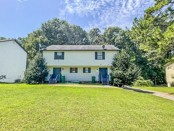 2nd image of 5022 Hawthorne Ct SE APT 2