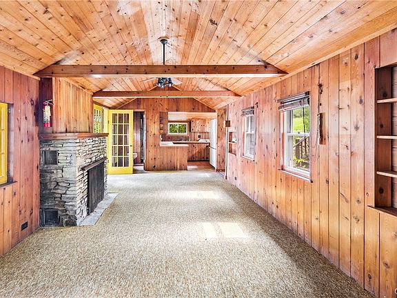 4th image of 2900 W Lake Rd #9