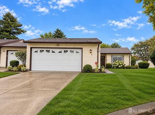 120 Ironwood Plz, Monroe Township, NJ 08831