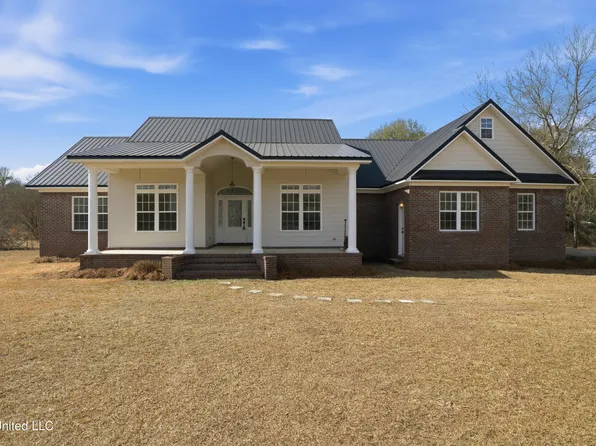 2133 Salem Campground Rd, Lucedale, MS 39452