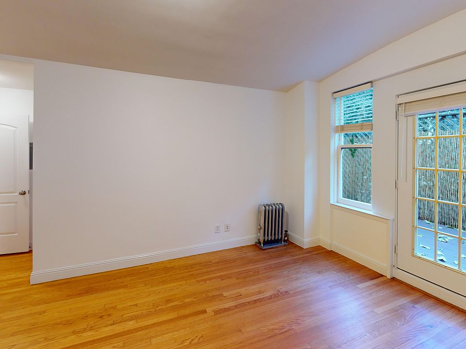 1st image of 645 Stockton St APT 403