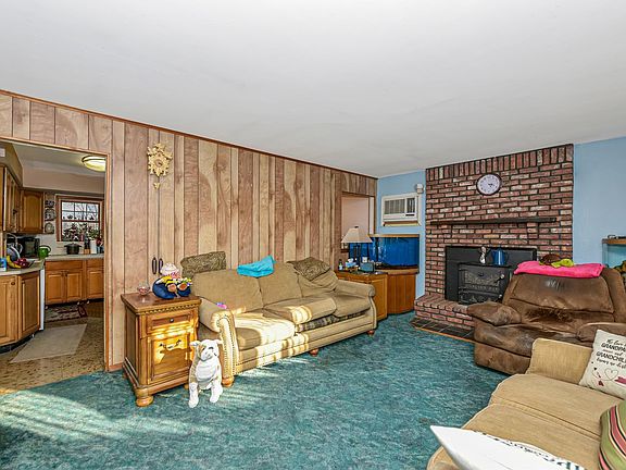2nd image of 2335 Julia Goldbach Ave