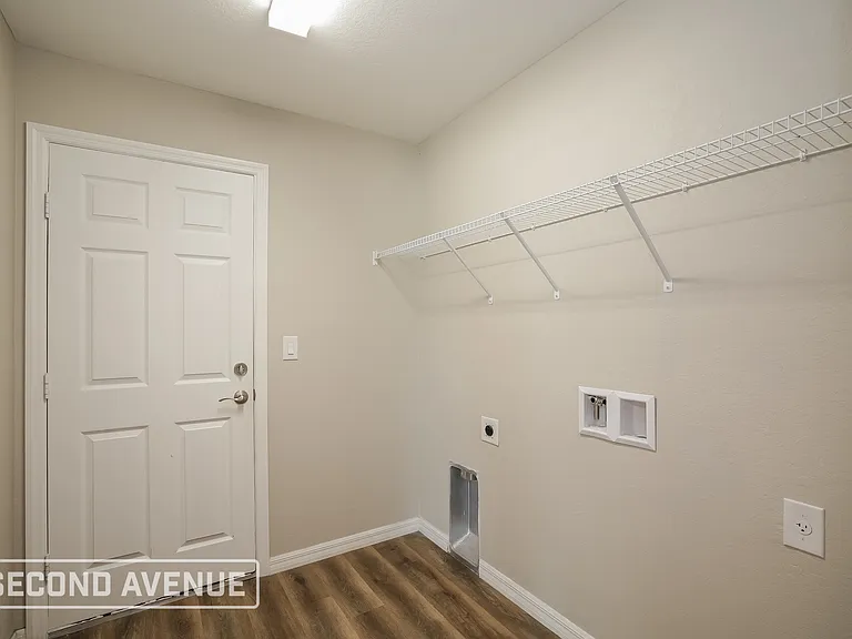 2512 54th St SW — Photo 19