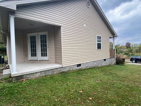 4th image of 30 Brown St