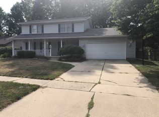 1501 Wood Mill Dr, Springfield, IL 62704