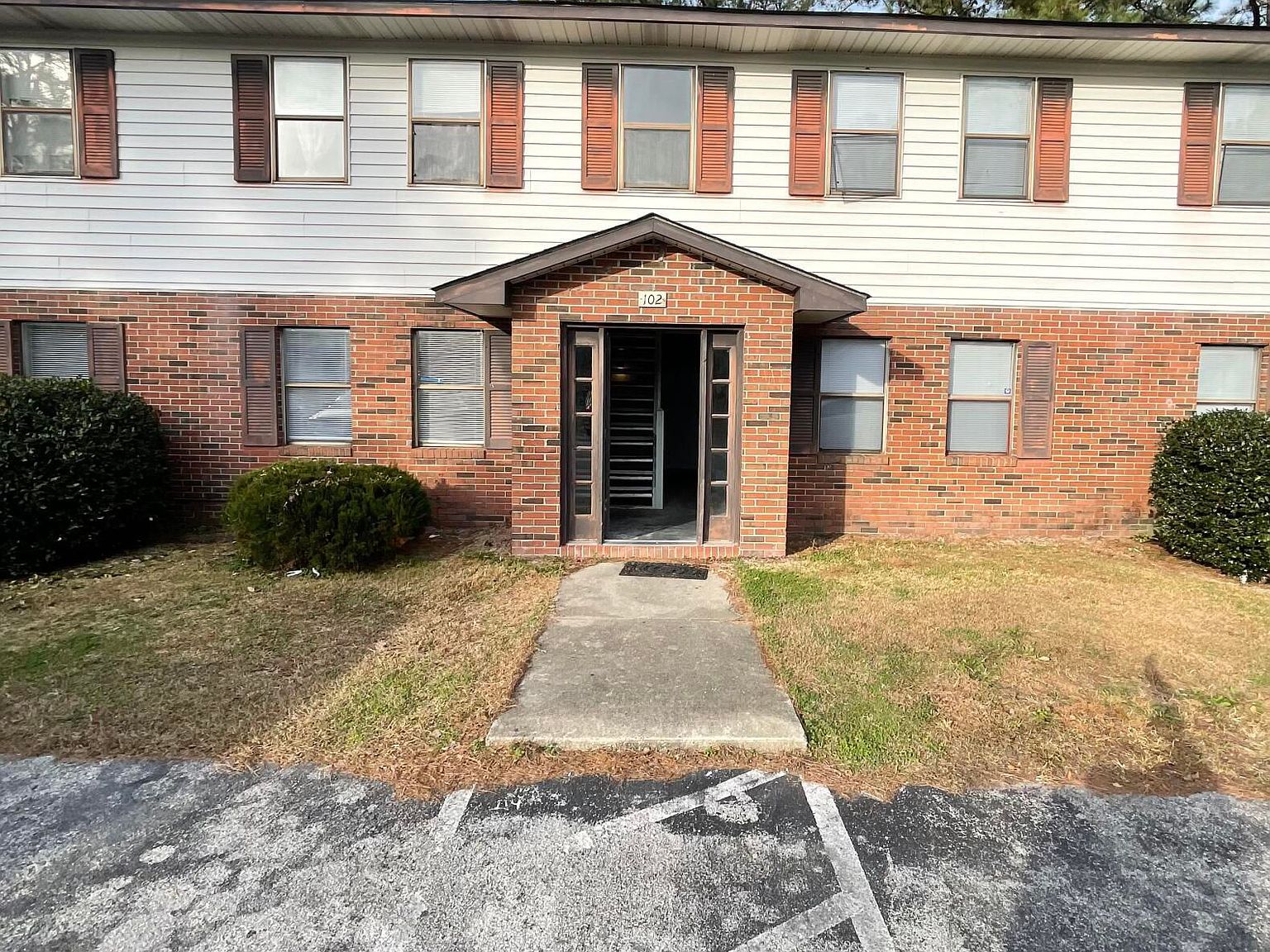 102 Ravenwood Dr APT A, Jacksonville, NC 28546 | Zillow