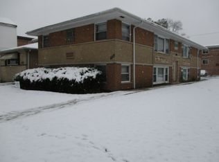 1826 S 13th Ave APT 1, Broadview, IL 60155
