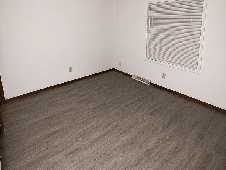 2627 W Becher St #1 — Photo 3