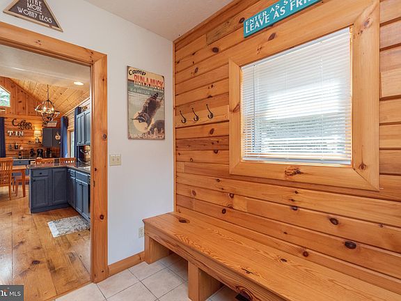 4th image of 353 Basswood Way Unit 24