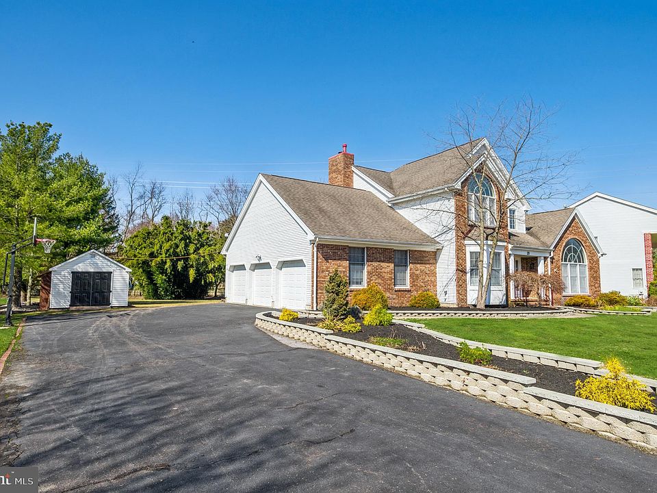 20 Woodbury Ct, West Windsor, NJ 08550 Zillow