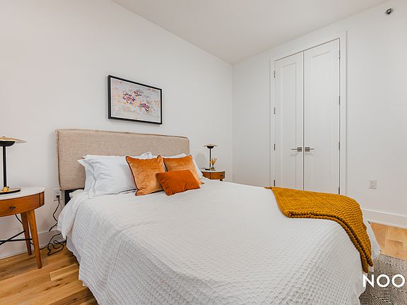 4th image of 2641 3rd St Unit 516