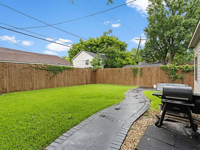 4327 Harby St — Photo 25