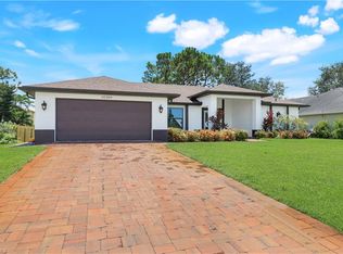 18209 Hawthorne Rd, Fort Myers, FL 33967