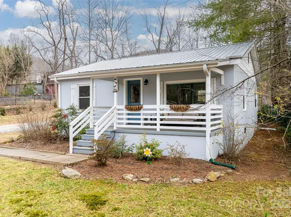 232 Northwest Ave, Swannanoa, NC 28778